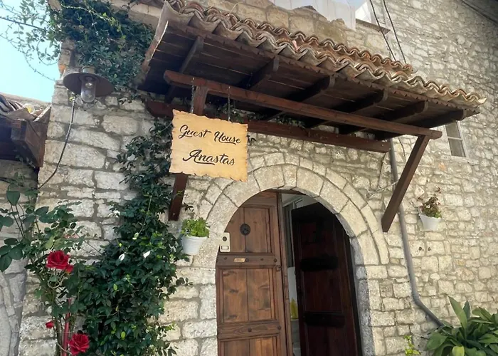 Anastas * Berat
